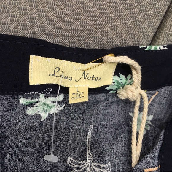 Love Notes Women’s Navy Blue Palm Tree Print Button-Front Top Cropped Size Large - Picture 7 of 10